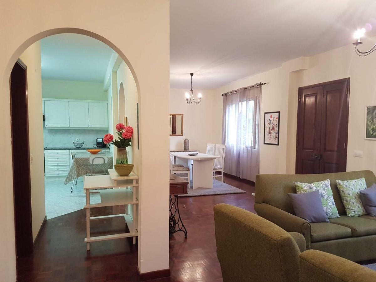 Villa Cosy Nook Funchal  Buitenkant foto